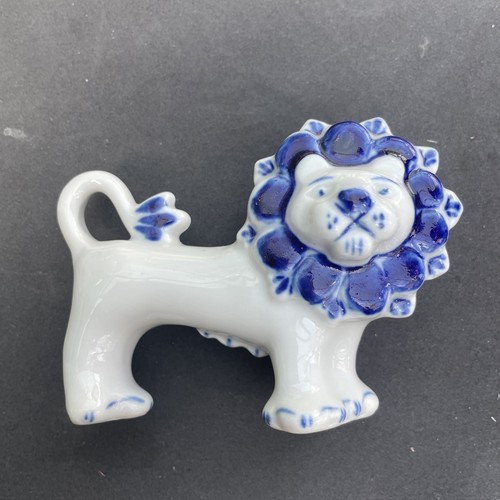 Russian pottery lion - -, &
