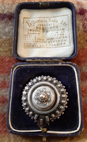Victorian silver brooch - silver,