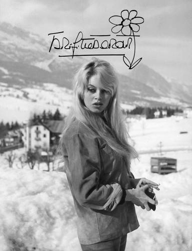 Photo signed by brigitte - signed,