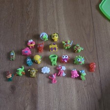 MOSHI MONSTERS Ultra Rare Regular Retro Collection Iggy Oddie 1 Gold 21 others