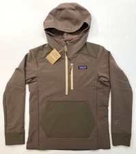 Women's PATAGONIA R2