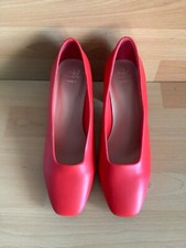 Ladie's Marks And Spencer Wide Fit Court Shoes - UK Size 5.5 - Brand New