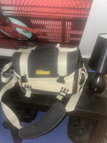 Nikon vintage large - camera, bag