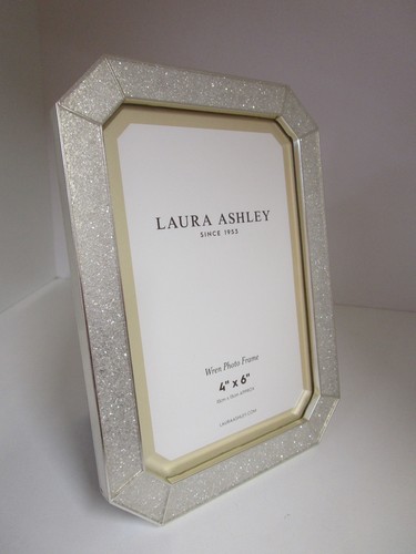 Laura ashley wren - laura,