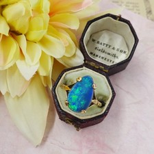 Vintage 9ct gold Black Opal
