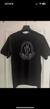 Moncler Men's T-Shirt Medium
