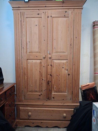 Pine wood freestanding - pine,