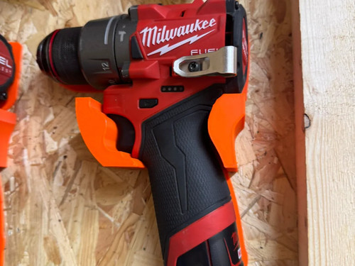 Milwaukee m12 drill wall - m12,