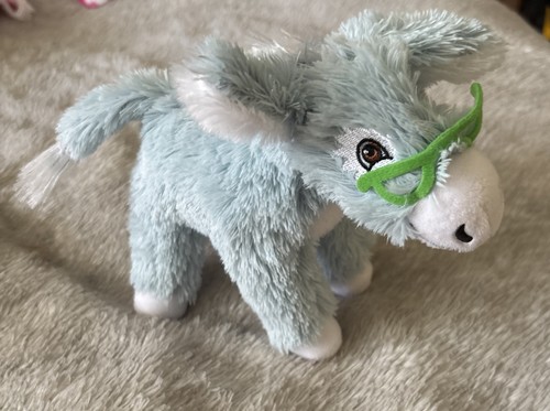 The wonky donkey grinny - wonky,