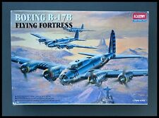 Academy / Minicraft B-17B Flying Fortress 1:72 Model Kit