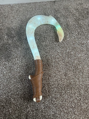 Maui hook disney moana lights - hook,