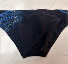Men’s Boy’s swimmers swim