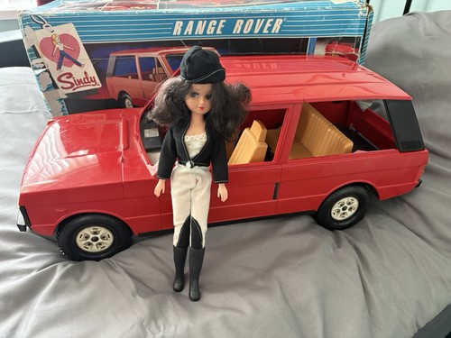 Vintage sindy range rover - range,