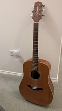 Takamine G Dreadnoughts GS330S