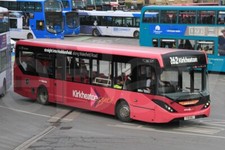 Bus Photo - Transdev Team Pennine YX18KNJ Enviro 200 on Kirkheaton quick