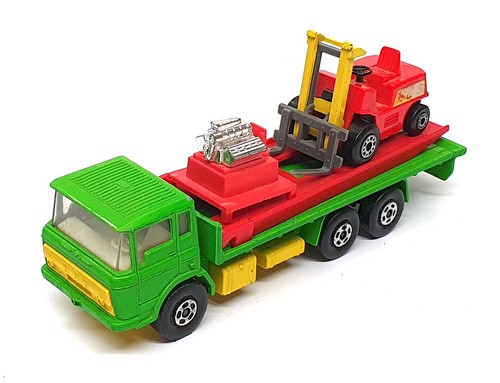 Matchbox 14cm long diecast - matchbox,