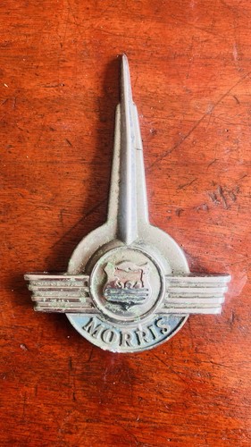 Morris original car badge