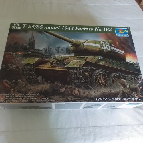 Trumpeter 00902 t34 - trumpeter,
