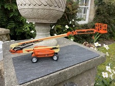 JKG SERIES 1 Model 1250 AJP Articulating Boom Lift 1:32 Scale Model Boxed