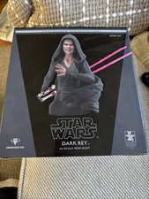 Gentle Giant Diamond Comics Star Wars Episode 9 Dark Rey 1/6 Scale Bust. Open