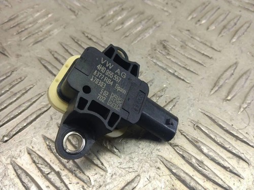 Audi 4a2 front left - a6, c8