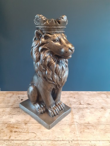 Large stone garden lion king - garden,