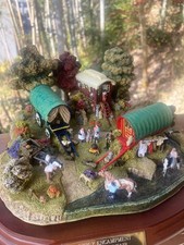 Lilliput Lane L2596 Gypsy Encampment at Appleby Fair Figurine Ltd 1250 w/ COA