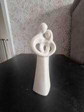 Circle Of Love Sweetheart Figurine By Kim Lawrence A2550