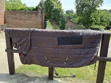 Horseware Ireland Amigo 550g Stable Rug with det neck - 6'6" - Cleaned