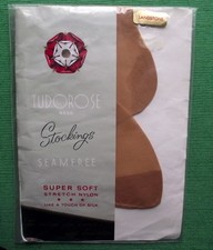 MEDIUM  TUDOROSE Reinforced Heel Toe RHT VINTAGE Stockings Size 9.5 Sandstone