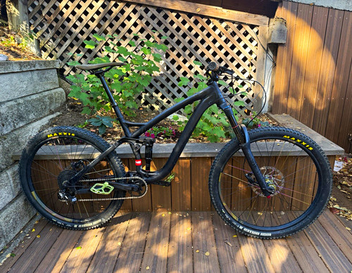 Bikes full suspension - full,
