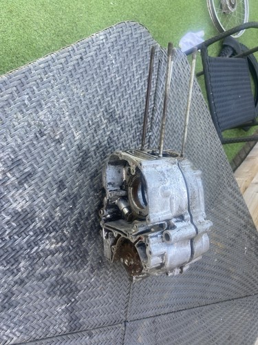 Honda c90e engine caseing 1967 - honda,