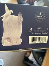 Lladró Porcelain Society  Art