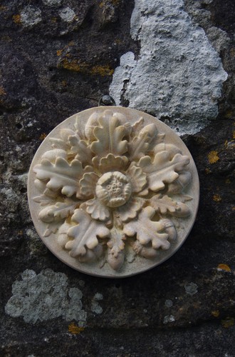 The tudor gate oakleaf roundel - the,