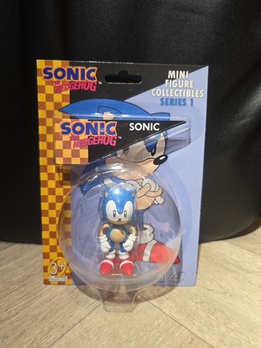 Sonic the hedgehog mini figure - hedgehog,