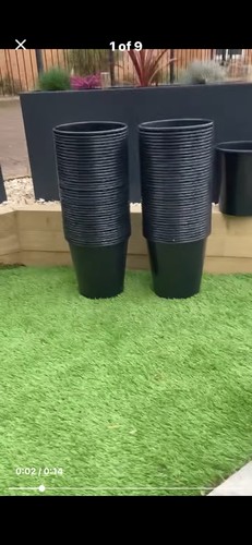 Round plastic flower - plastic,