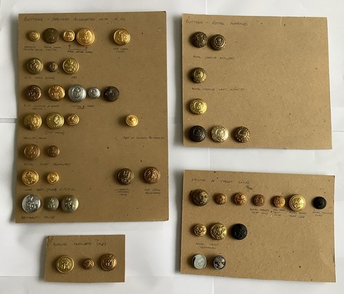 Job lot metal buttons - 48,