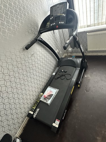 Reebok zr8 electric treadmill - electric,