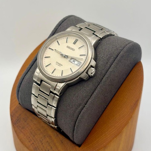 Seiko titanium 7n43 - titanium, 7n43-7b80
