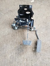 Datsun 280zx steering AUTOMATIC  PEDAL BOX .