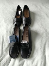2 Pairs of Ladies Leather