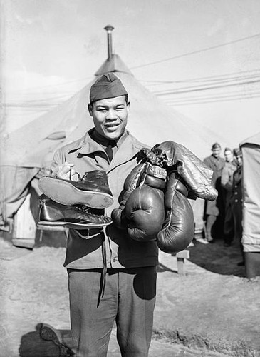 Joe louis holding - louis, boxing