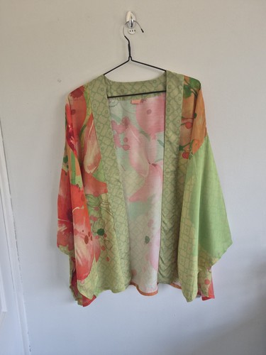Lovely powder kimono jacket - lovely!,