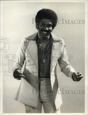 1975 press photo adam wade - press,
