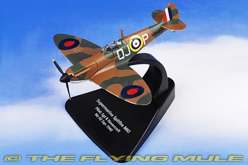 Oxford diecast spitfire - 1:72,