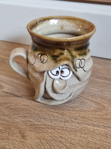 Vintage pretty ugly pottery - pretty,