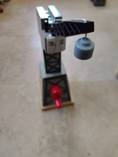 CRANKY THE CRANE & LOAD Y4368