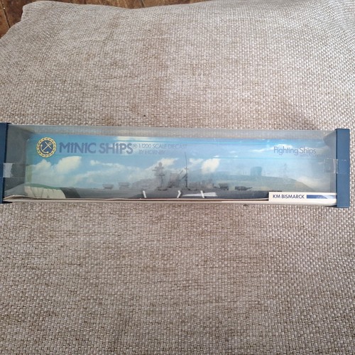 Minic ships hornby km - by,