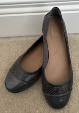 Clarks Grey Snakeskin Patent Combi Leather Flat Ballet Pump Shoes Size 3D VGC