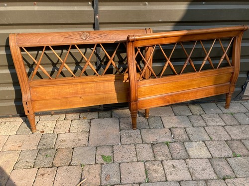 Stunning french walnut sleigh - stunning,